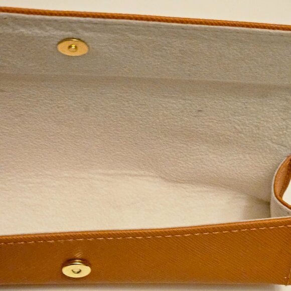 Pair of 2 Tory Burch Glasses Cases. One for Sunglasses One for Reeders - Picture 7 of 8